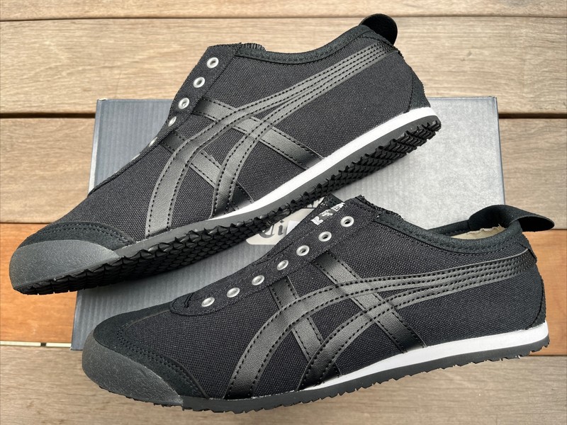 Onitsuka Tiger MEXICO 66 SLIP-ON 1183A360 002 Black/Black Unisex Shoes gallery