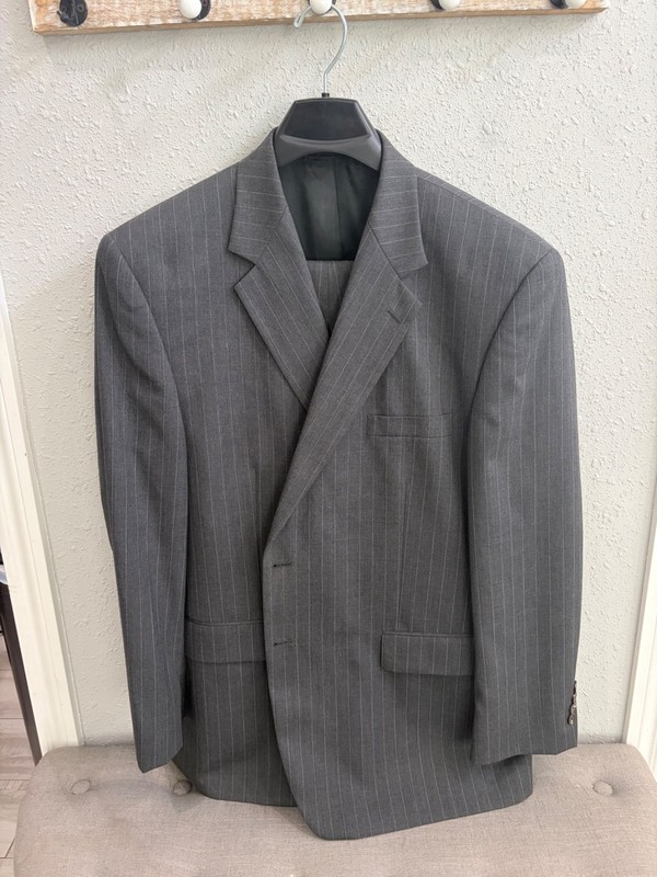 Men’s Gray pinstriped Chaps 2-piece suit-46R 38W 32L