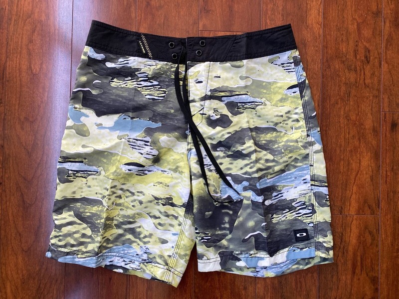 NEW OAKLEY Mens Board Shorts Swimwear Surf Pants Size 28 31 32 33 34 36 38