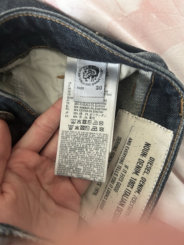 Diesel Safado Jeans Mens, Size 30 gallery