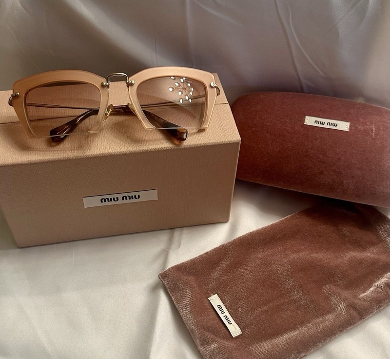 Miu Miu Rimless Cat Eye Sunglasses Pink Accent Frame Tinted Lenses w/ Box Case