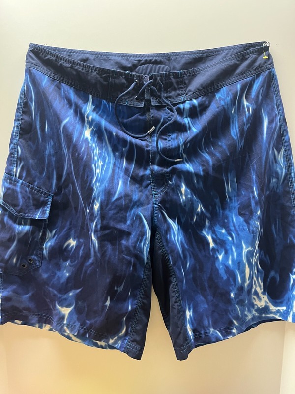 No Boundaries blue flames theme swimming trunks | Size 38 | Mens