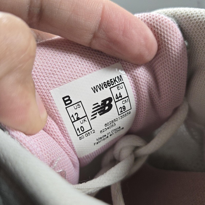 New Balance Shoes Womens Size 12 Silver Pink Walking Athletic Sneakers WW666KM gallery