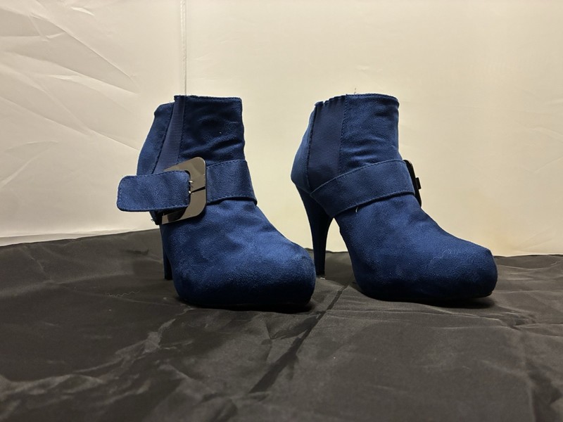 Bamboo Women’s Blue Linen Ankle Bootie Round Toe Buckle Strap Zip US 7.5