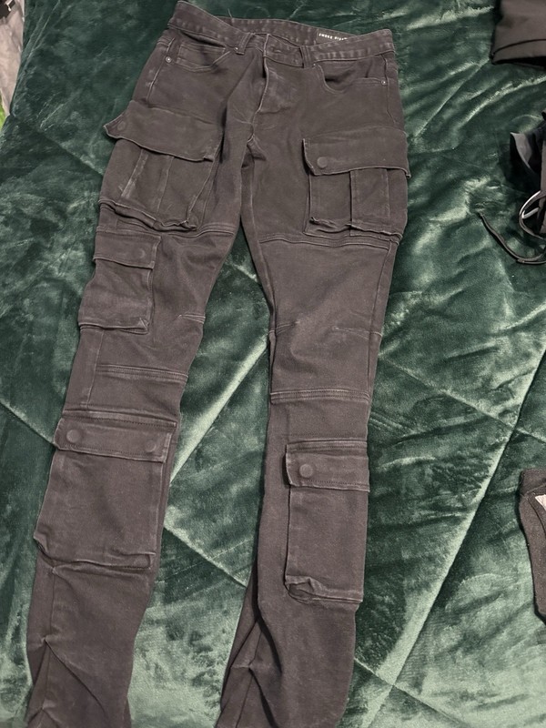 !CONTACT SELLER FIRST! Smoke Rise, Black Size 32 Mens Black Cargo Flare Jeans