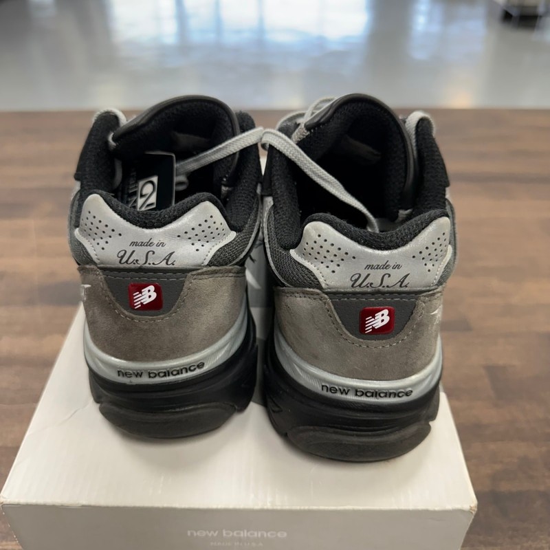 New Balance 990v3 MiUSA DTLR GR3YSCALE Size 9 gallery