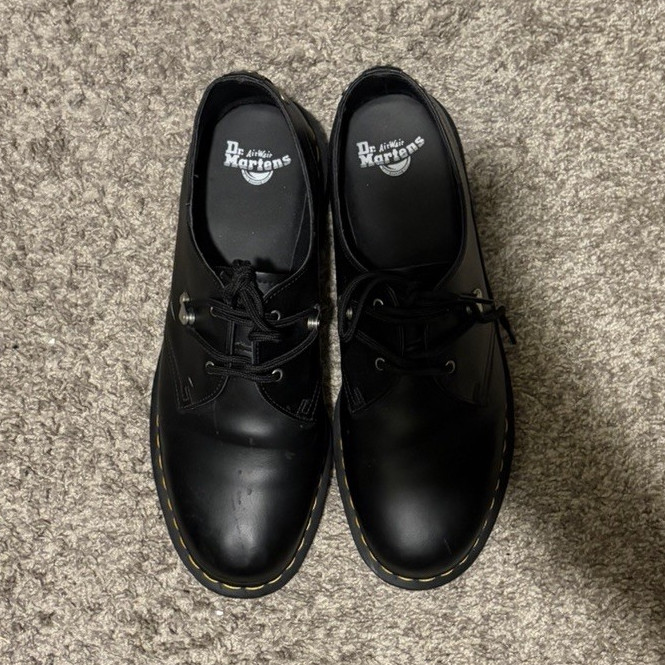 Dr. Martens Men's Black Leather Ankle Boots Lace-Up Round Toe Comfort 13