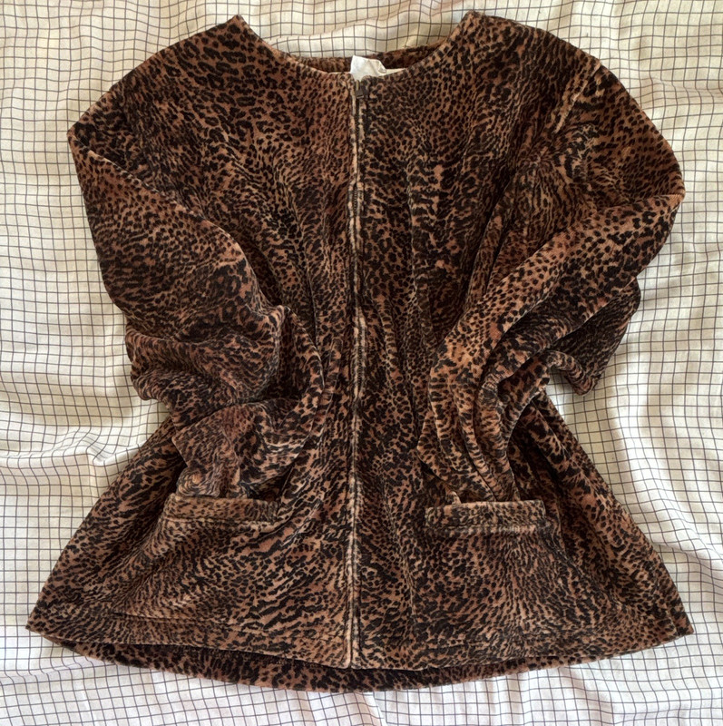 Jones New York Sport Women’s S Brown/Black Leopard Print Full Zip Jacket gallery