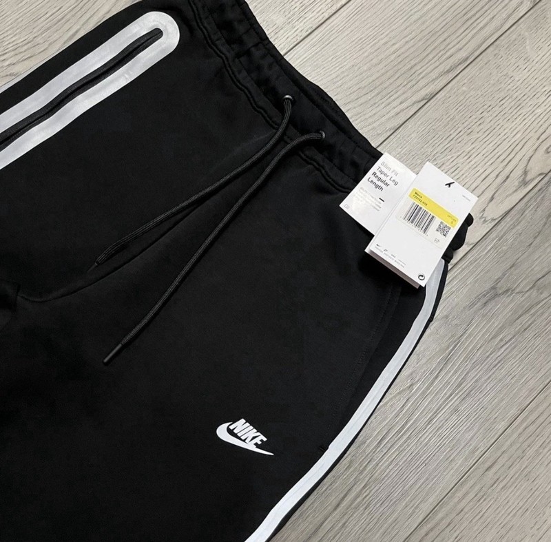 Nike Tech Fleece Black Reflective 2-Piece Set Tracksuit Medium gallery