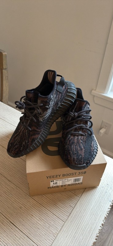 Yeezy Collection Bundle Size 10 | 350 V2 + 380 Mist + 700 V3 Clay Brown | Authen gallery