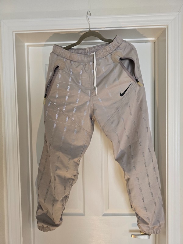 Nike ISPA Adjustable Track Pants Techwear Jogger Grey Size S CZ3189-033