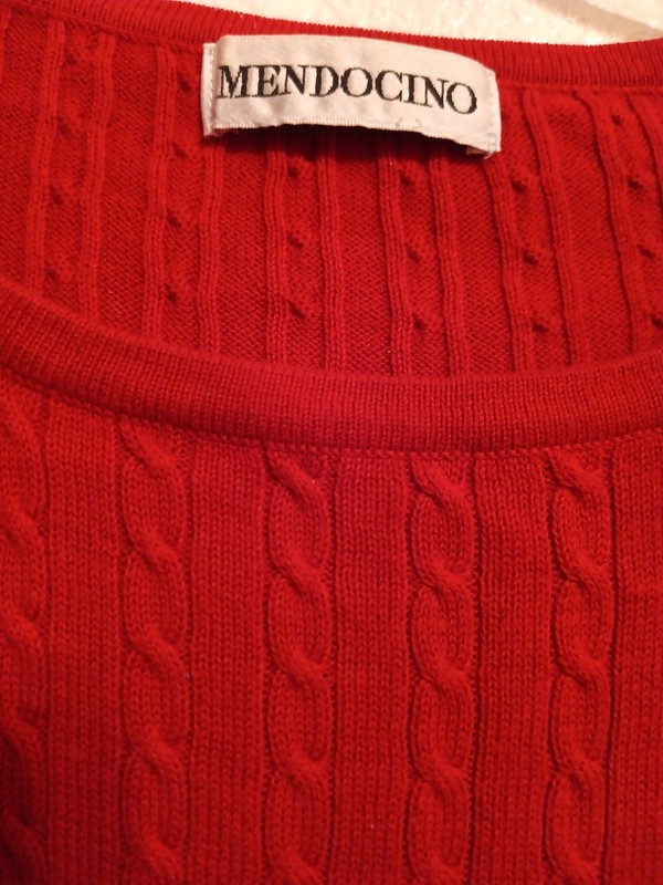 Mendocino Top Women Pull Over Red Short Sleeve Medium gallery