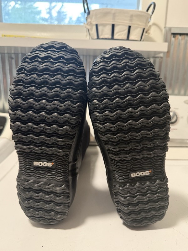 Bogs W Classic High Neo-Tech Waterproof Insulated Snow Boots Black US 11 EU 42 gallery