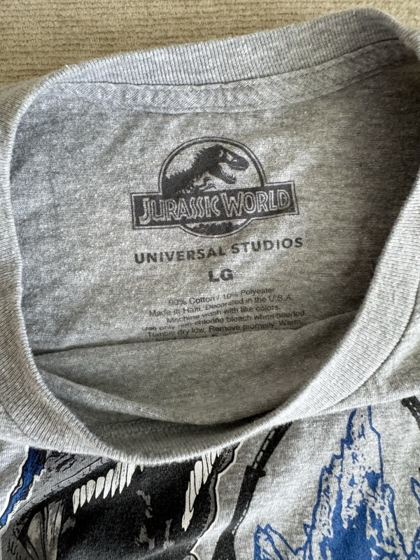 Universal Studios Jurassic World Velocicoaster Passholder Shirt, Size Large gallery