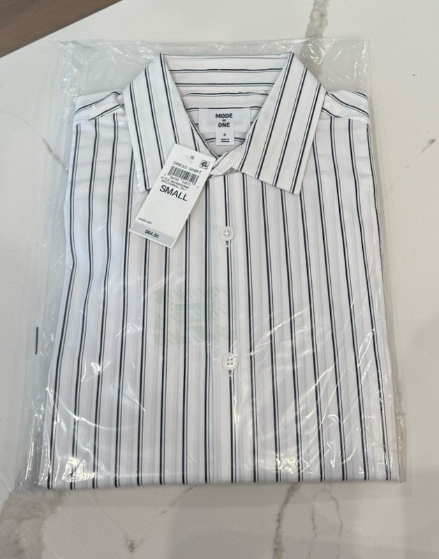 Mode Of One For Macys Men’s Size Small Dress Shirt NWT Never Been Opened