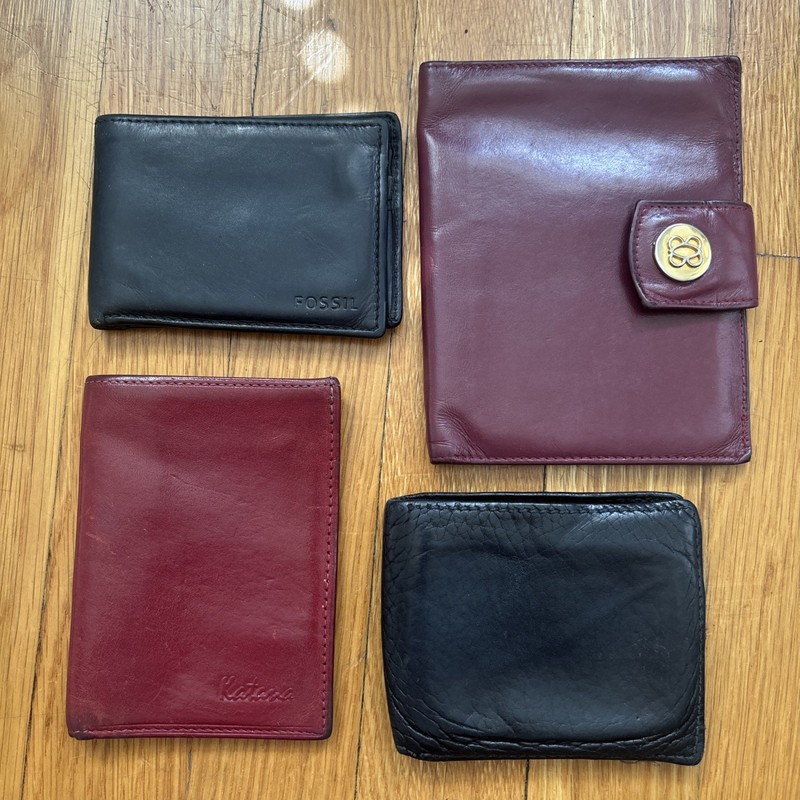 4 Used Men’s Leather Wallets Gucci,Fossil,Katana,Bosca