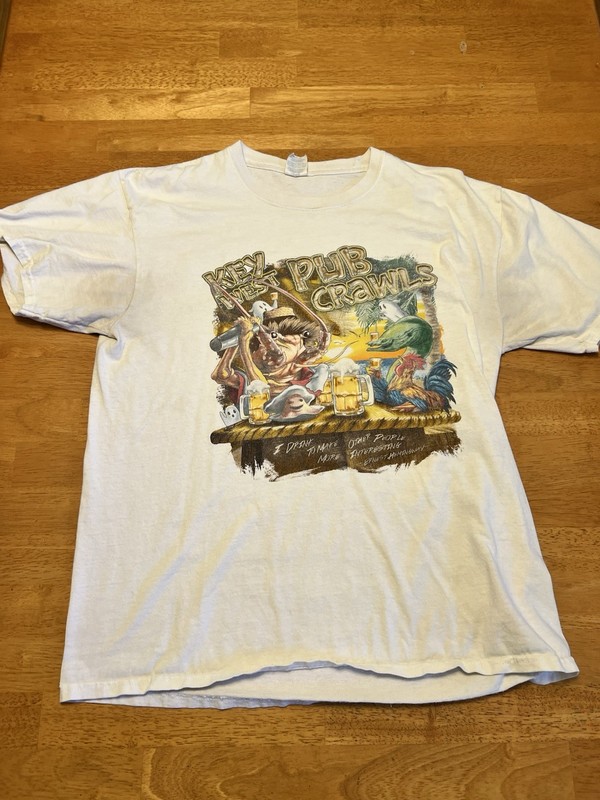 Men’s L White Beer Graphic Print Crew Neck Short Sleeve T-Shirt