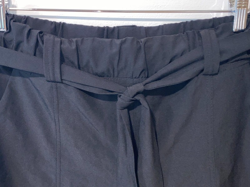 Freedom Trail by Kyodan Women’s PULL ON Black Shorts With Tie Waist Size LARGE gallery