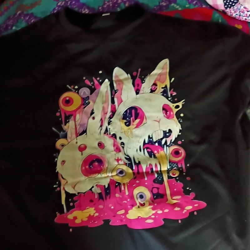 Men’s Black Horror Tee Light Wrinkles Due To Factory-fresh item.Ships Out Fastly