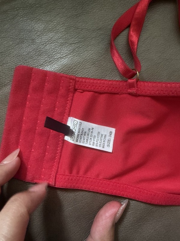 Fashion Nova Underwired Padded Balconette Bra 34B Red/White Faux Fur Hook&Eye gallery