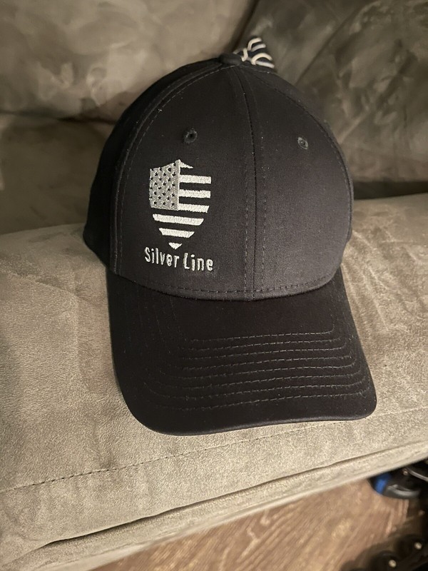 Silver Line Stitched Flag/shield New Era 39THIRTY Flex Fit Stretch Hat Black M/L