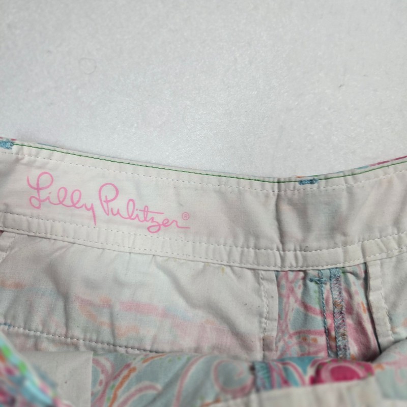 Lily Pulitzer Scalloped Hem Shorts Size 6 gallery