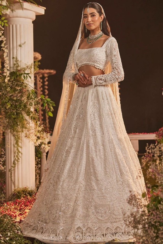 BRIDAL WEAR HEAVY SOFT NET DESIGNER LEHENGA CHOLI WITH BEAUTIFUL DUPATTA