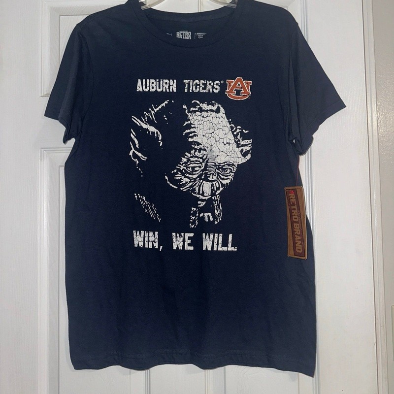 Auburn University Tigers Star Wars Yoda Retro Brand Tee Sz Small Blue NWT