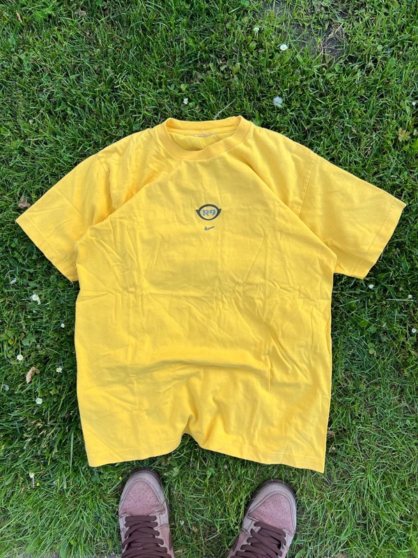 VERY RARE Ronaldo Nazario Brazil Vintage 90s Nike T-Shirt S/M