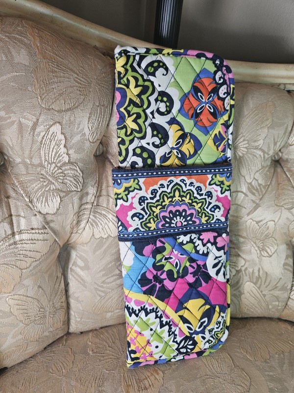 Vera Bradley Hot Styling Tool Kit For Flat Irons In Rio Print