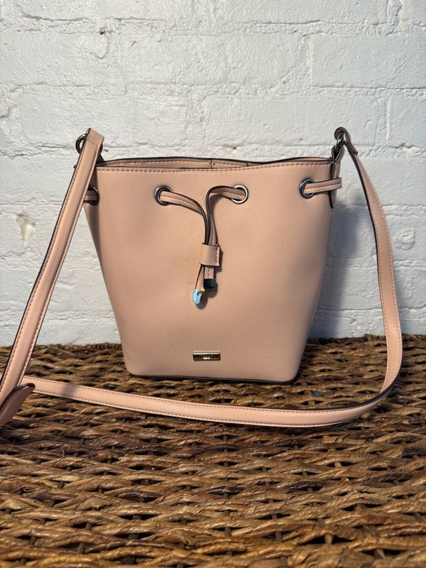 Chaps By Ralph Lauren Light Pink Body Purse Bucket Bag Silver Hardware 9”x10”