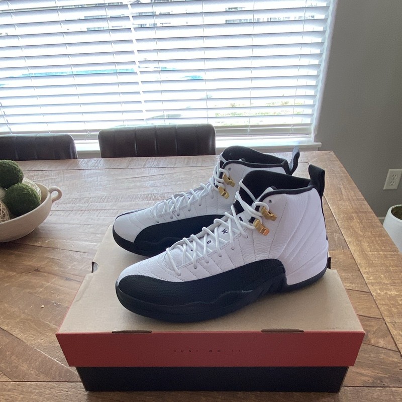 Jordan Air Jordan 12 Retro Taxi White/Black/Gold CT8013-117 2025 gallery