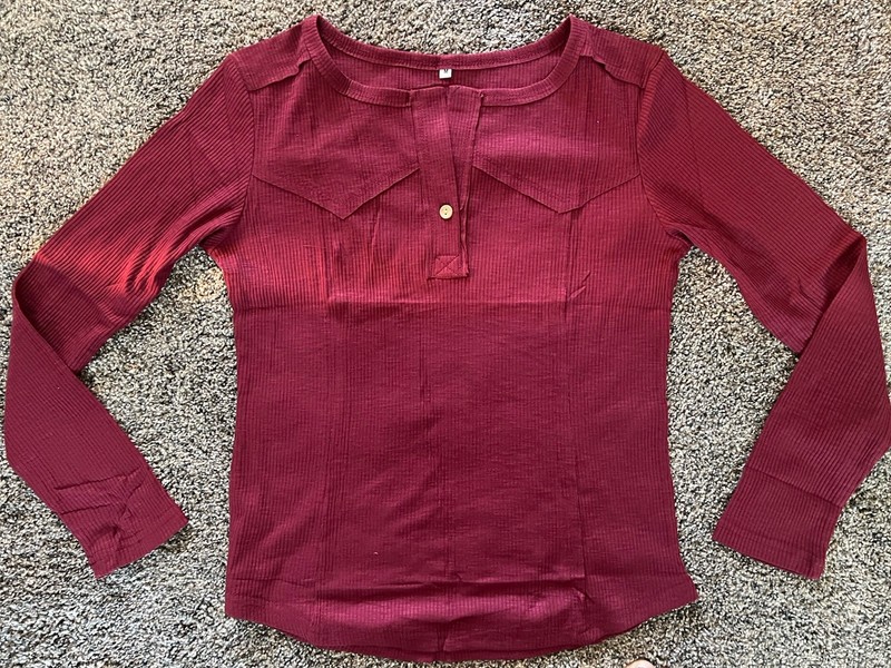 Womens Ribbed Knit Henley Top Medium Burgundy Long Sleeve Stretch Casual Shirt gallery