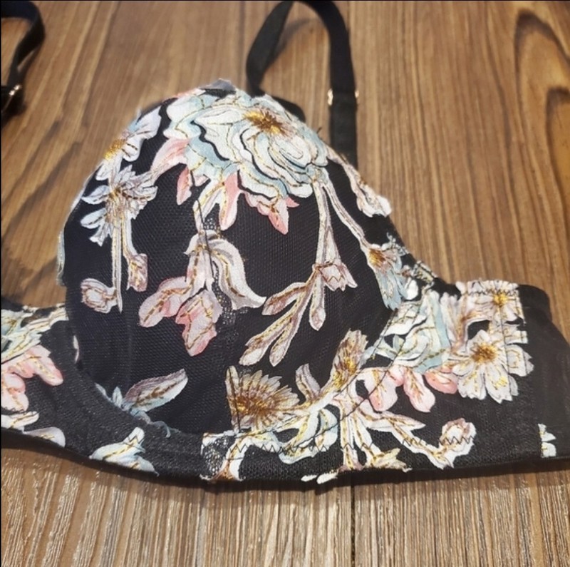 Victorias Secret 32A Lightly Lined Demi Bra Dream Angels Black Floral Lace Mesh gallery