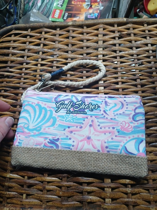 Shoreline Distributors coastal themed zipper wristlet, Gulf Shores Alabama Shell