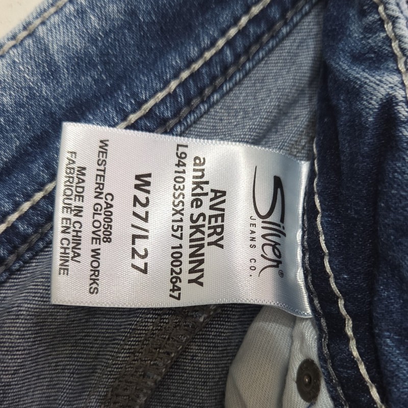 Silver Jeans Co. Women’s Blue Light Wash Mid Rise Ankle Skinny Jeans gallery