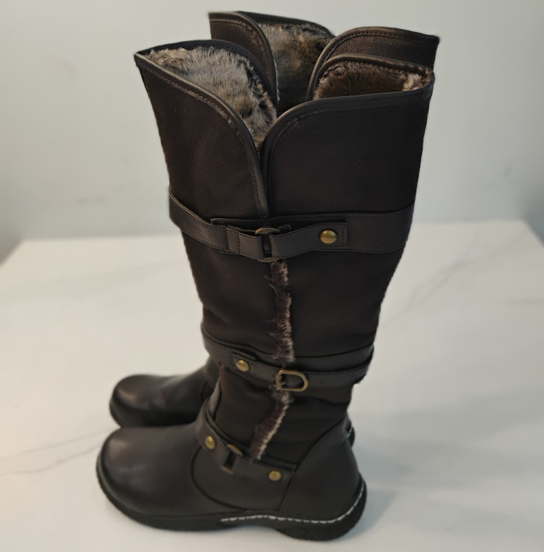 Wanderlust TI3920 Women’s Brown Knee High Faux Fur Lined Zip Boots 9.5 W
