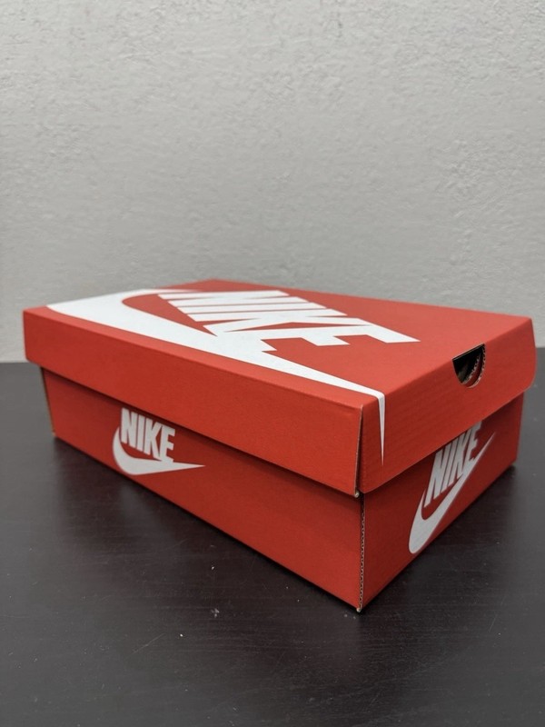 Nike Replacement Empty Boxes 330 x 225 x 115 - 10pcs gallery