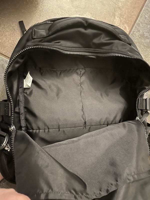 Lululemon New Crew Backpack Black 22L Excellent Condition gallery