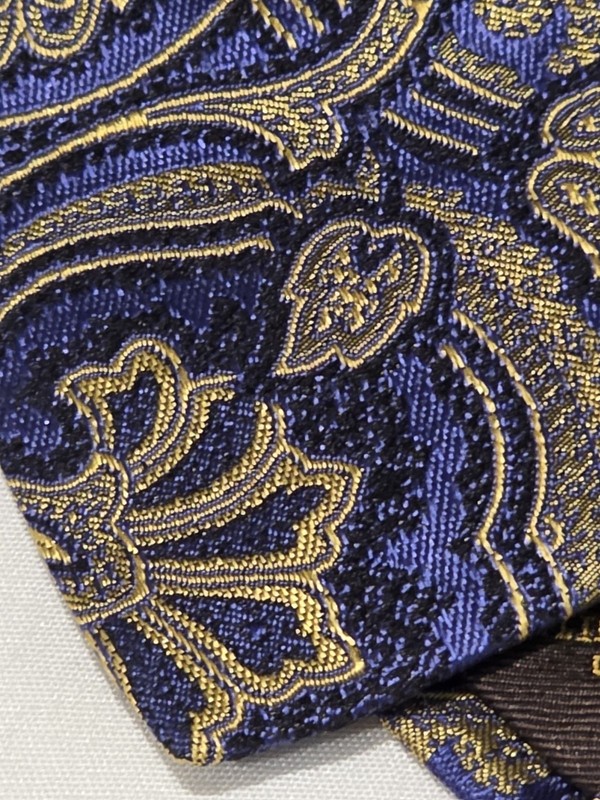 ROBERT TALBOTT Best Of Class Hand Made in USA Men's Dress Tie Multicolor Silk gallery