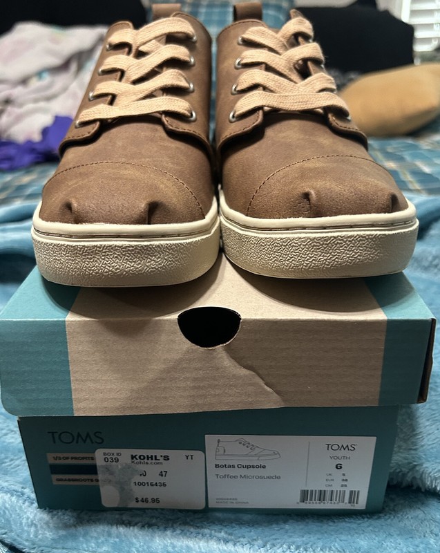 New TOMS boys boots BOTAS CUPSOLE Shoes Sneakers big kid 6 dress easter brown gallery