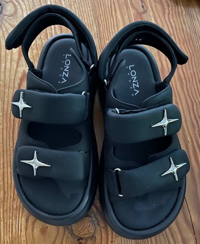 Lonza Sandals