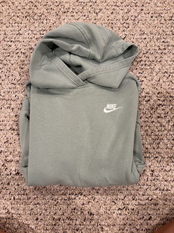 Nike Kids Boys Club Fleece Hoodie Sweatshirt XL