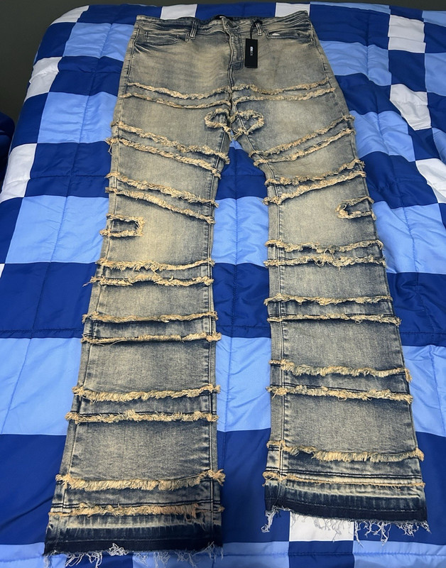 Men Distressed Regular Fit Jeans Grey Denim Mid Rise 5-Pocket Cotton
