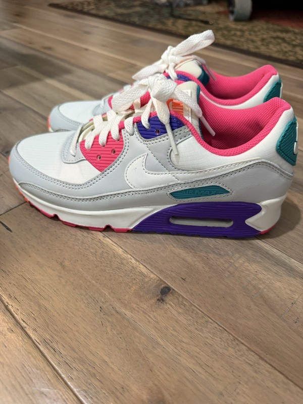 Women’s Nike Air Max 90 ‘White Multi’ Size 6.5