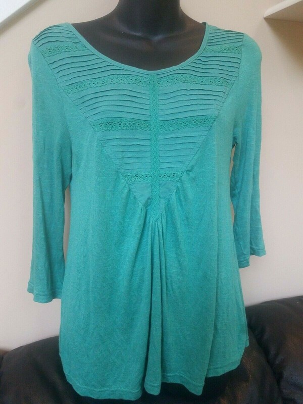 Women’s Blouse Shirt Pleated & Lace Accents Size XS