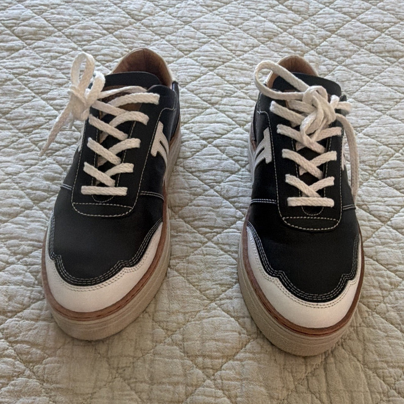 Lucchese Unisex Leather Colorblock Low Top Lace-Up Athletic Sneakers