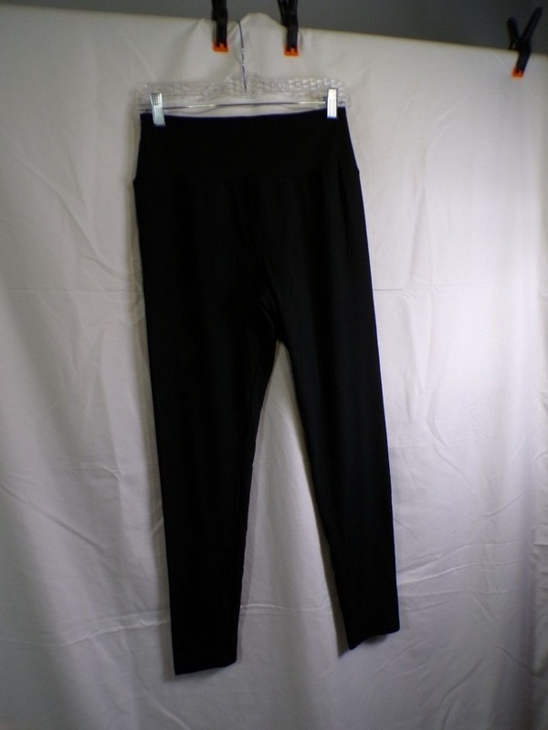 Women’s Black Leggings XL 92% Polyester 8% Spandex Ankle Length