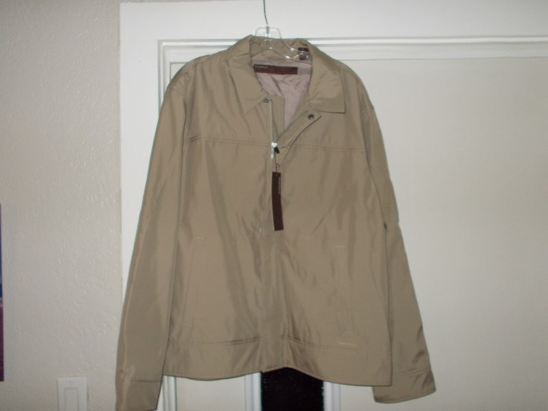Perry Ellis Khaki Zippered Weather Resistant Men’s Jacket Size XL gallery