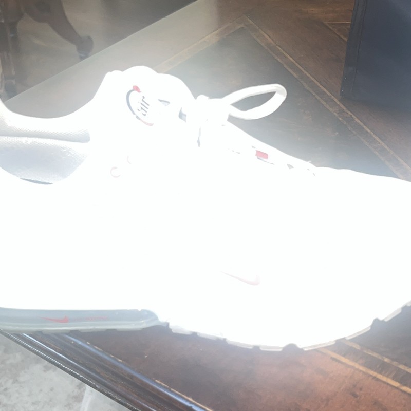 Nike Air Max Men’s White Mesh Low Top Lace-Up Sneakers Rubber Sole gallery